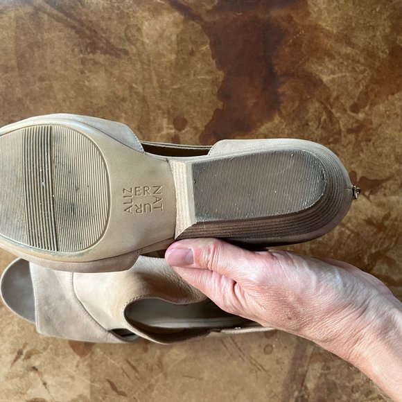 Naturalizer tan/cream leather booties - Picture 2 of 8